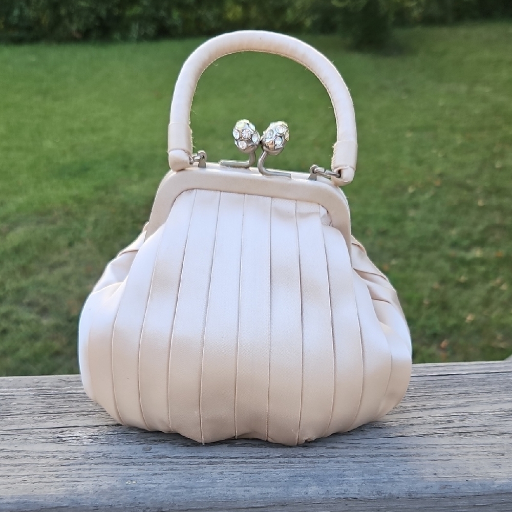 Vintage Preston & York Satin Handbag – Ivory Pleated Evening Bag
